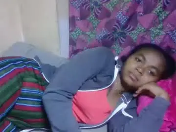Nilahmarie  live sex cam