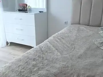 Pearljethub  live sex cam