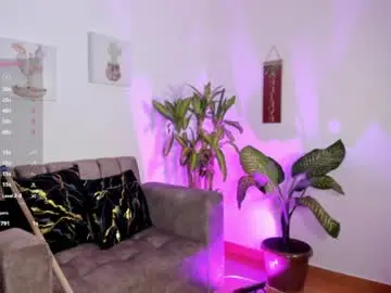 Sara_tayylor  live sex cam