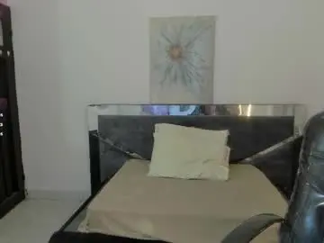 Soffii_clarkk  live sex cam