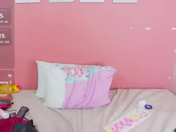 Thickbrunnett  live sex cam