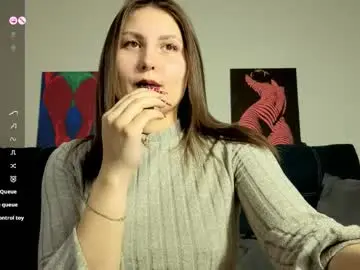 Trixibell  live sex cam