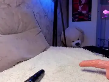 Yourbabynatalie  live sex cam