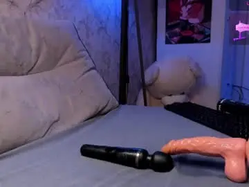 Yourbabynatalie  live sex cam