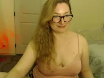 Zuzuclaire  live sex cam