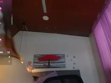 Antonella__b  live sex cam