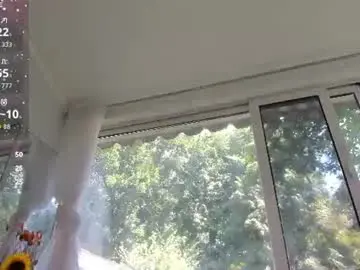 Ella_vee  live sex cam