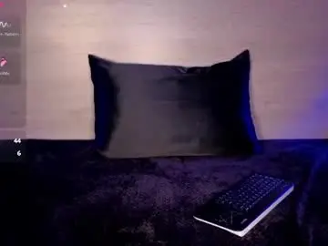 Kallen_kozuky  live sex cam