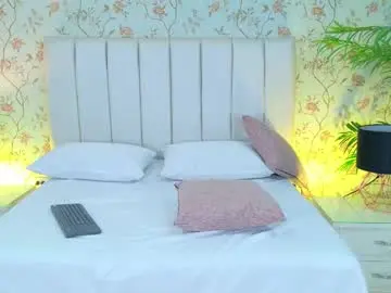 Lala_gb  live sex cam