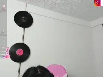 Liv_rosse  live sex cam