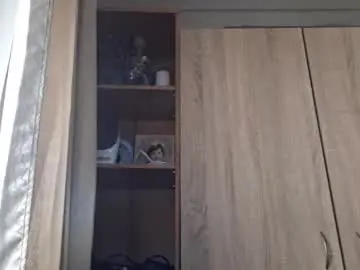 Lonniegoldrup  live sex cam