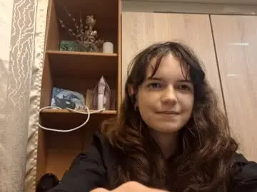 Lonniegoldrup  live sex cam