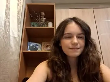 Lonniegoldrup  live sex cam