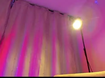 Mary_julia  live sex cam