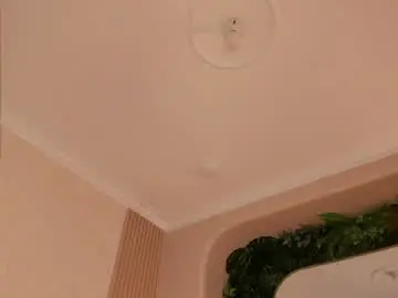 Naomi_hill1  live sex cam