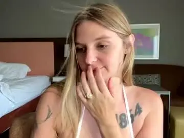 Parisbush  live sex cam