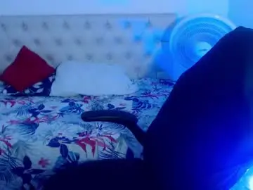 Sasha_17_  live sex cam