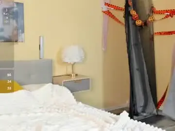 Sinti_phillips  live sex cam