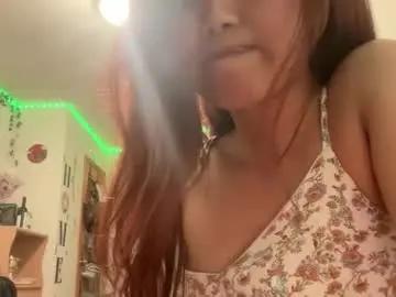 Tinydaisy22  live sex cam