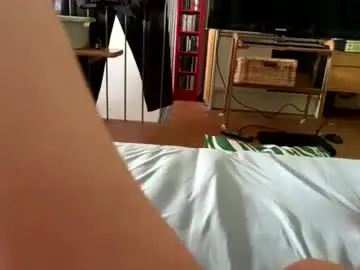 Tussitante3000  live sex cam