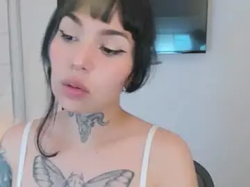 Ulala_martina  live sex cam