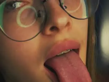 Blissence  live sex cam