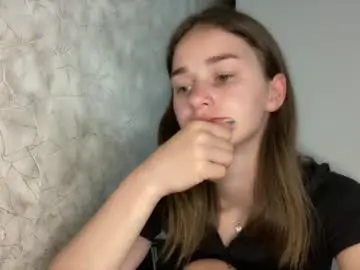 Bralkissy  live sex cam