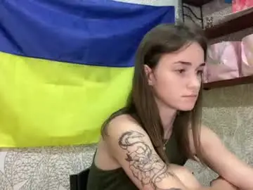 Bralkissy  live sex cam