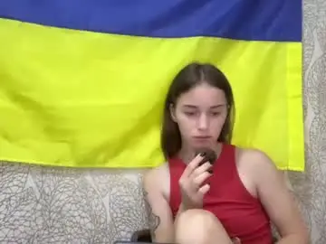 Bralkissy  live sex cam