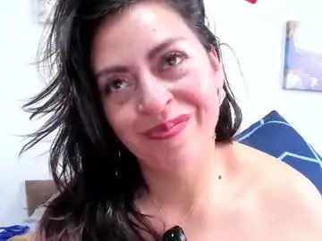 Dakotaagray  live sex cam