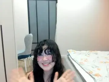 Emmilee_  live sex cam