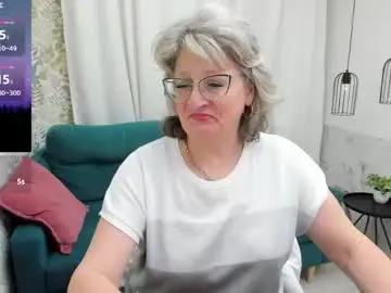 Evelynblissful  live sex cam
