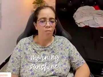Francesca_bbw  live sex cam
