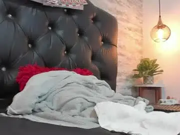 Francesca_bbw  live sex cam
