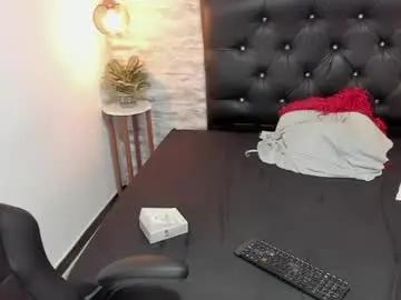 Francesca_bbw  live sex cam