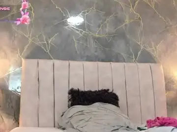 Francesca_bbw  live sex cam