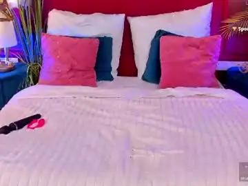 Giacale  live sex cam