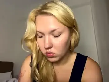 Larainesunga  live sex cam