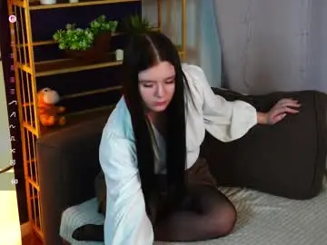 Marilounellem  live sex cam