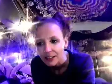 Meateater7455  live sex cam