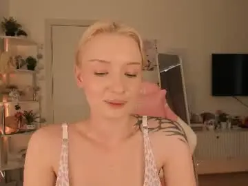 Tiffy_fox  live sex cam