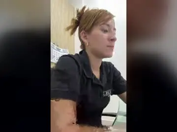 Alessianoir  live sex cam