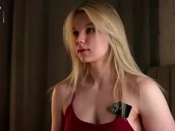 Burnletitallburn  live sex cam