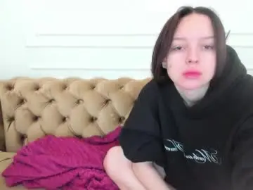 Calyra  live sex cam