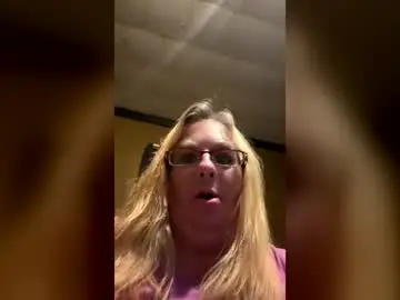Desireurlove  live sex cam