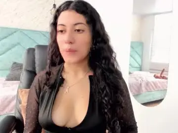 Lucy_greys_  live sex cam