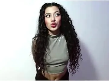 Lucy_greys_  live sex cam