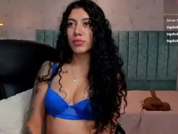 Lucy_greys_  live sex cam