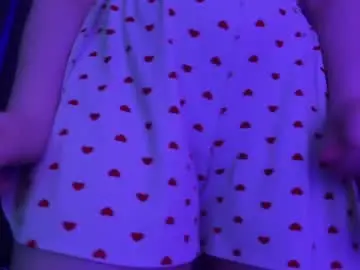 Maddyvibe  live sex cam