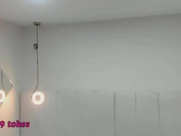 Riri_candy  live sex cam